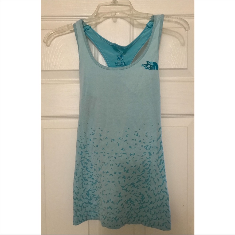 SOLD//NWT Women’s North Face Flight Series Shirt